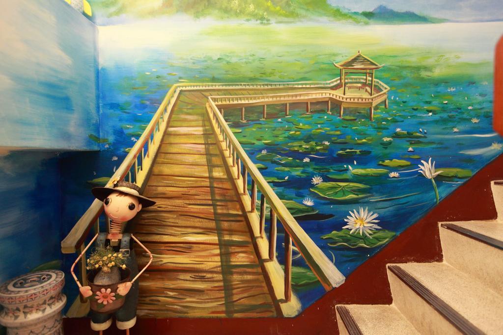 5 Loaves 2 Fish B&B Hualien stad Exteriör bild